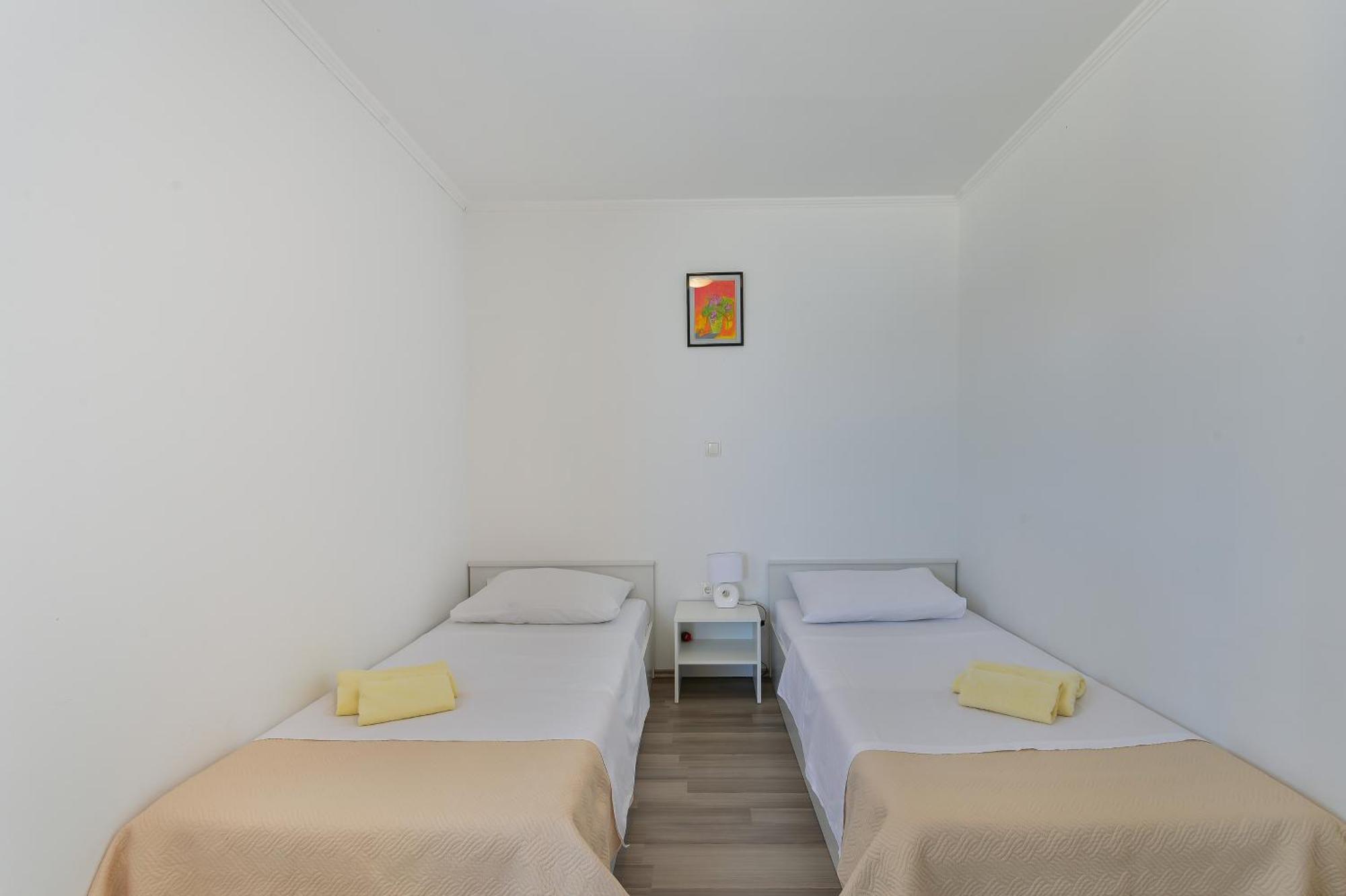 Apartments By The Sea Nin, Zadar - 13172 Ruang foto