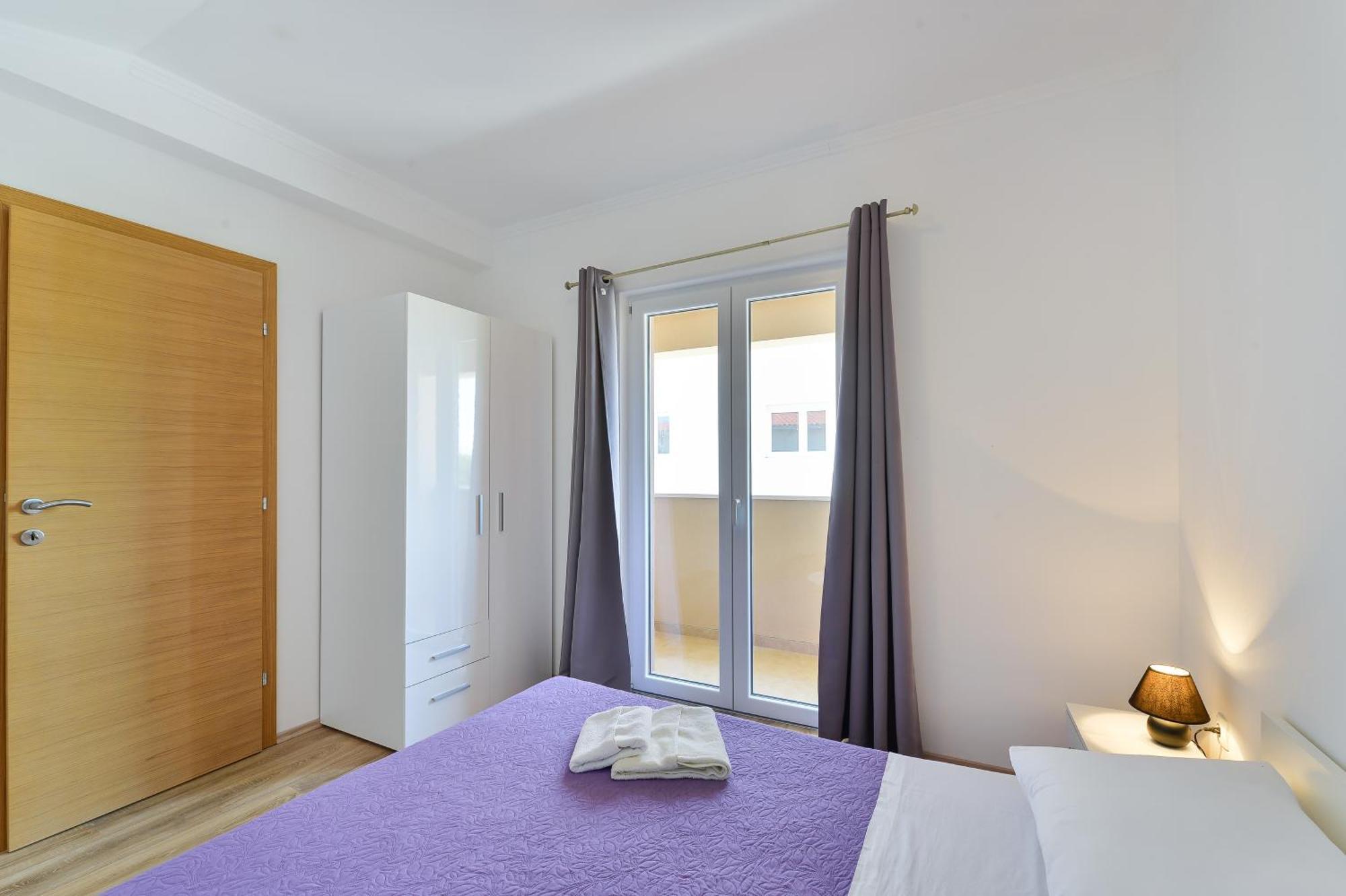 Apartments By The Sea Nin, Zadar - 13172 Ruang foto